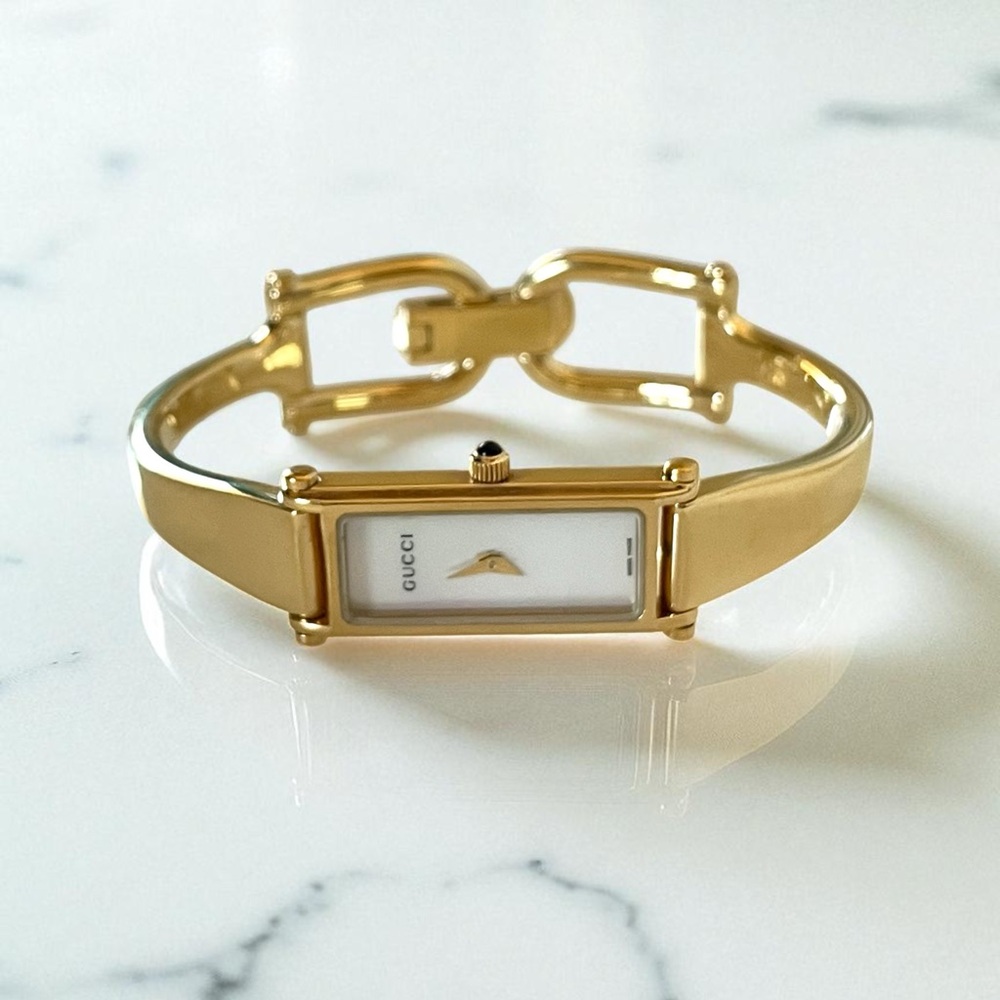 Vintage Gucci Watch - Bangle Band  Mother of Pearl Shell Face